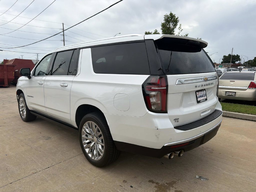 Used 2023 Chevrolet Suburban High Country w/ LPO, Illumination Package RWD image 7