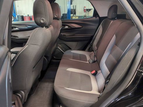 Used 2025 Chevrolet TrailBlazer LT image 23