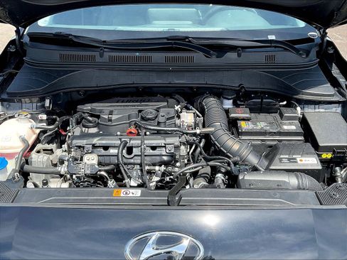 Used 2023 Hyundai Kona Limited AWD/4WD image 30