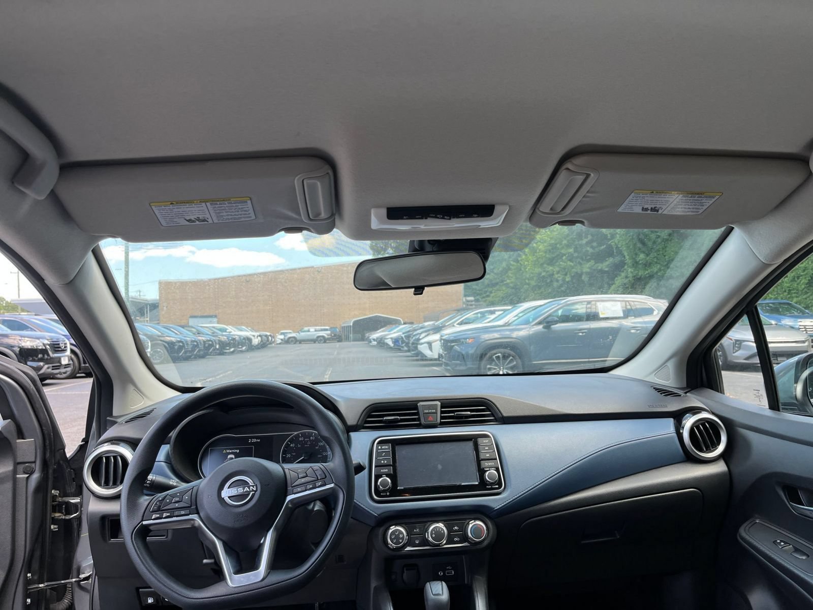 Used 2025 Nissan Versa SV FWD image 34