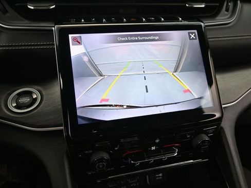 Used 2021 Jeep Grand Cherokee L Limited image 37