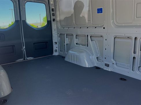 Used 2024 Mercedes-Benz Sprinter 144 Cargo image 14