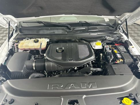Used 2025 RAM 1500 Laramie w/ Advanced Safety Group II AWD/4WD image 34