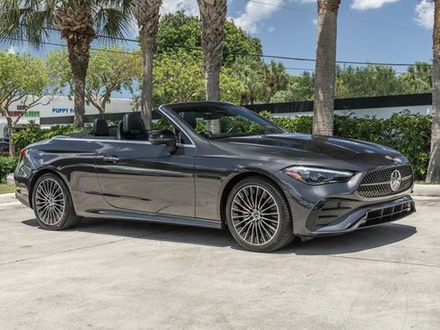 Used 2024 Mercedes-Benz CLE 300 4MATIC Cabriolet image 11