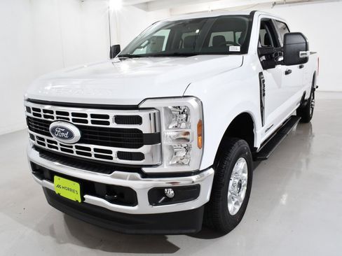 New 2026 Ford F350 XLT w/ Camper Package image 2