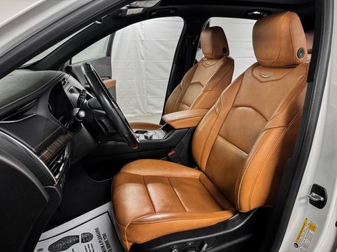 Used 2019 Cadillac XT4 Premium Luxury AWD/4WD image 8