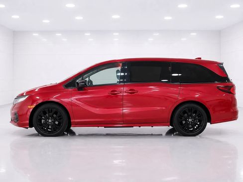 Used 2025 Honda Odyssey Sport-L image 2