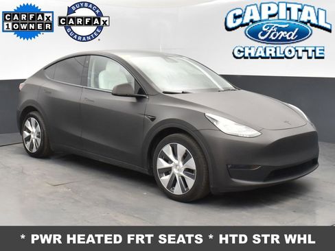 Used 2022 Tesla Model Y Long Range image 3