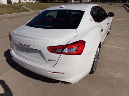 Used 2018 Maserati Ghibli S image 45