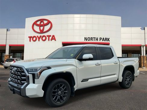 Used 2024 Toyota Tundra Platinum image 1