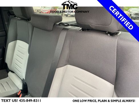 Used 2025 Toyota Tacoma TRD Off-Road image 23