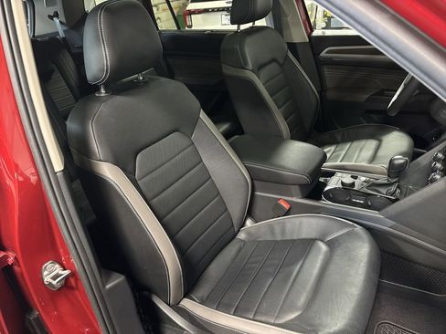 Used 2021 Volkswagen Atlas SEL Premium image 27