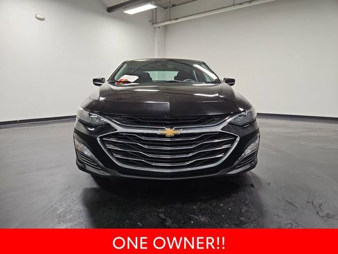 Used 2023 Chevrolet Malibu LT image 3