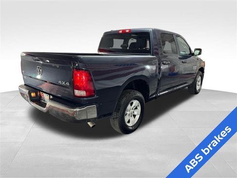Used 2021 RAM 1500 Classic SLT image 4