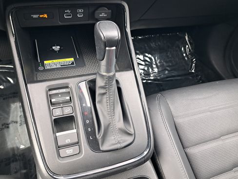 Used 2024 Honda CR-V EX-L image 42