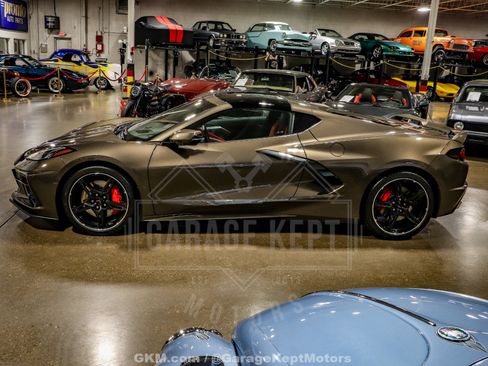Used 2020 Chevrolet Corvette Stingray Preferred Cpe w/ 2LT Preferred Equipment Group RWD image 6