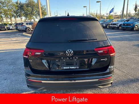 Used 2022 Volkswagen Tiguan SE image 7