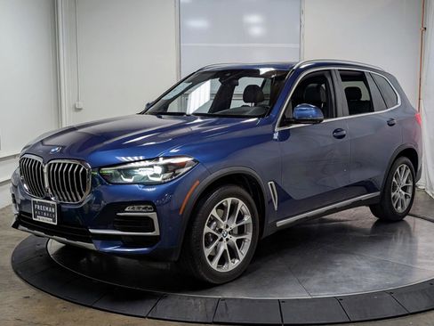 Used 2019 BMW X5 xDrive40i w/ Premium Package AWD/4WD image 4