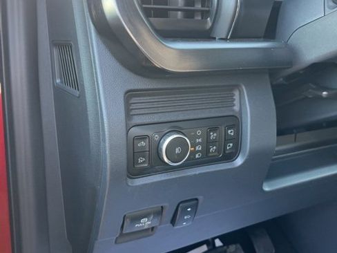 New 2026 Ford F250 Lariat w/ Chrome Package image 14