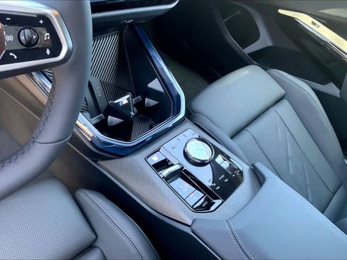 New 2026 BMW X3 xDrive30 w/ Premium Package AWD/4WD image 7