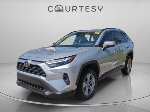 Certified 2025 Toyota RAV4 XLE image 1