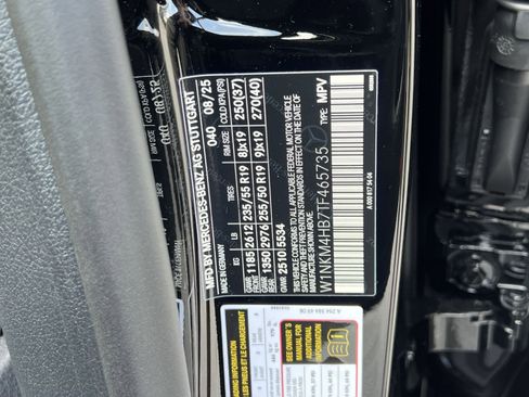 Used 2026 Mercedes-Benz GLC 300 4MATIC image 35