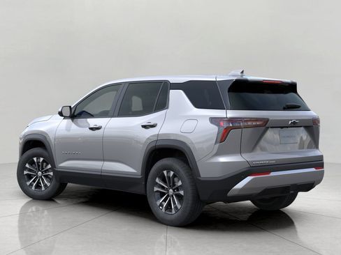 Used 2027 Chevrolet Equinox LT w/ Convenience Package II AWD/4WD image 3