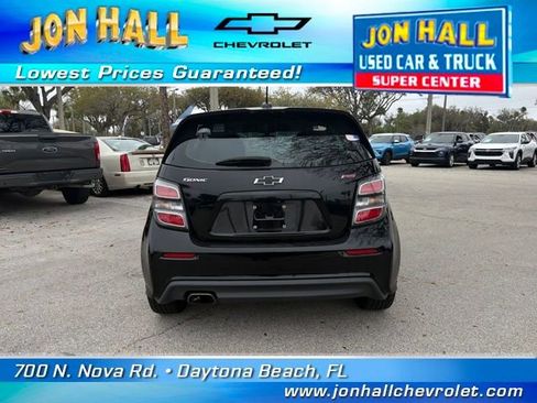 Used 2019 Chevrolet Sonic LT w/ Convenience Package image 8