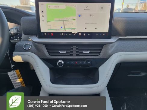 New 2026 Ford Explorer Platinum w/ LUX Leather Package image 31