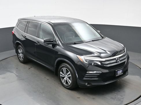 Used 2017 Honda Pilot EX-L image 41