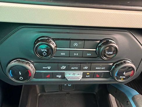 Used 2022 Ford Bronco Wildtrak AWD/4WD image 19
