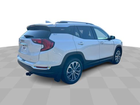 Certified 2021 GMC Terrain SLT w/ Infotainment Package II AWD/4WD image 9