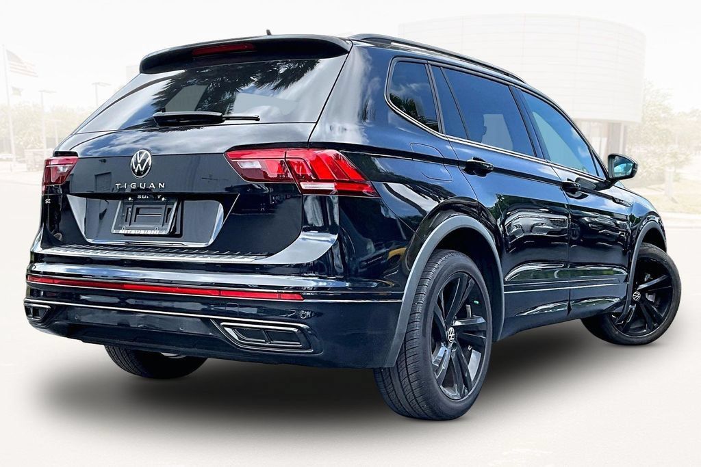 Used 2023 Volkswagen Tiguan SE R-Line FWD image 6