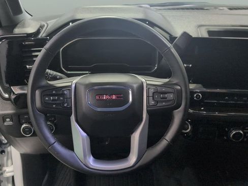 Used 2024 GMC Sierra 1500 Elevation AWD/4WD image 10