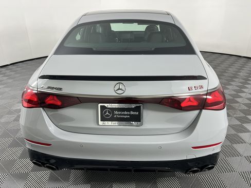New 2026 Mercedes-Benz E 53 AMG e 4MATIC Sedan image 11