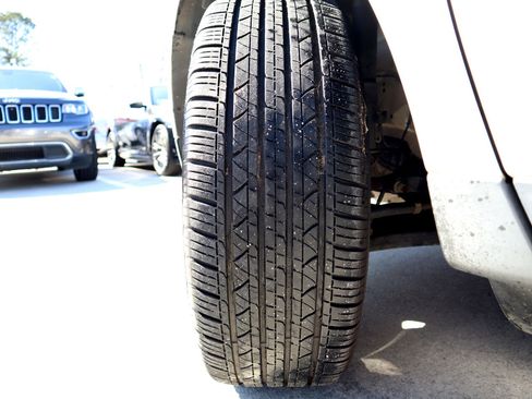 Used 2010 Ford Edge Limited image 26