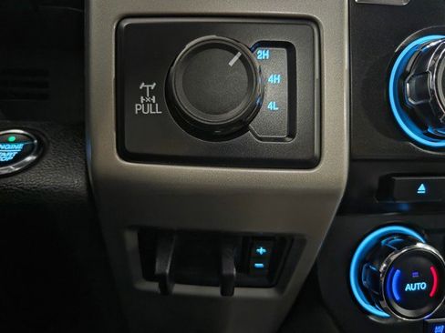 Used 2017 Ford F250 Lariat w/ Lariat Ultimate Package image 52