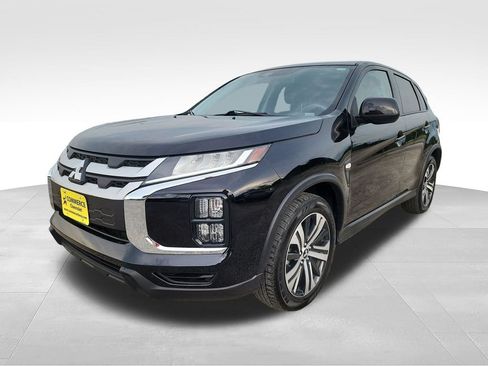 Used 2025 Mitsubishi Outlander Sport ES AWD/4WD image 4