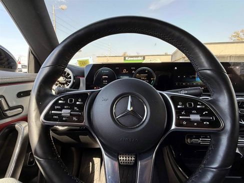 Used 2023 Mercedes-Benz CLA 250 4MATIC image 26