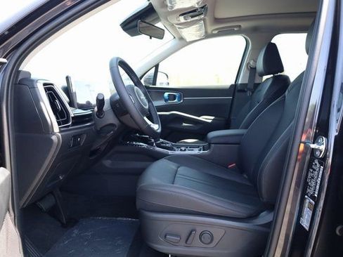 New 2025 Kia Sorento S w/ Panoramic Sunroof Package image 15