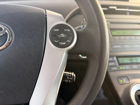 Used 2010 Toyota Prius Five FWD image 32
