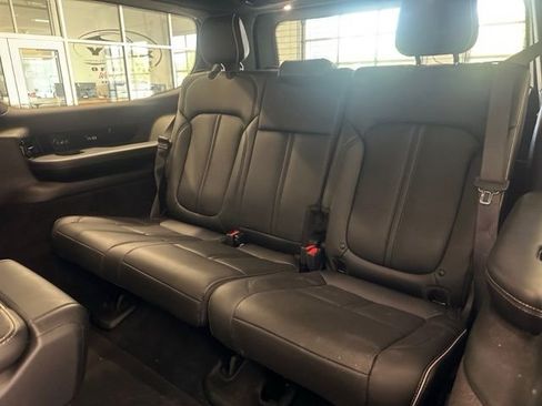 Used 2022 Jeep Grand Wagoneer Series II w/ Convenience Group III AWD/4WD image 15
