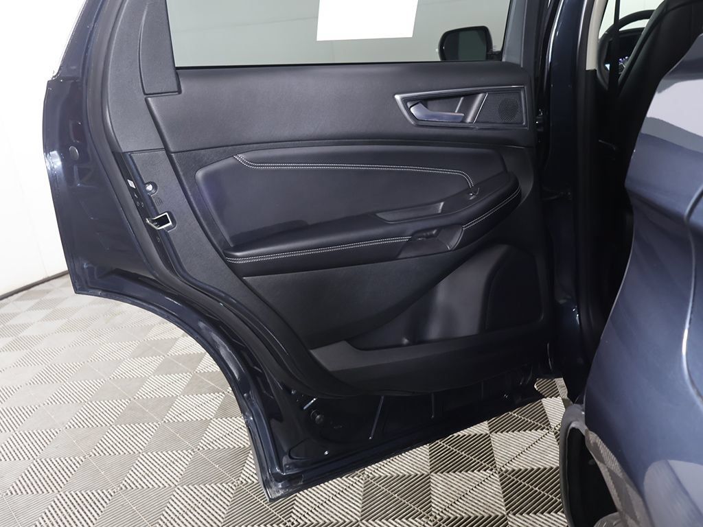 Used 2023 Ford Edge Titanium w/ Equipment Group 301A AWD/4WD image 26