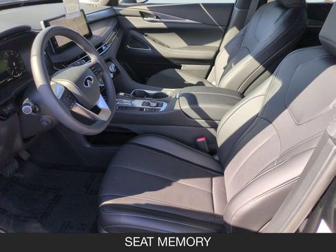 Used 2026 INFINITI QX60 Luxe w/ Cargo Package FWD image 14