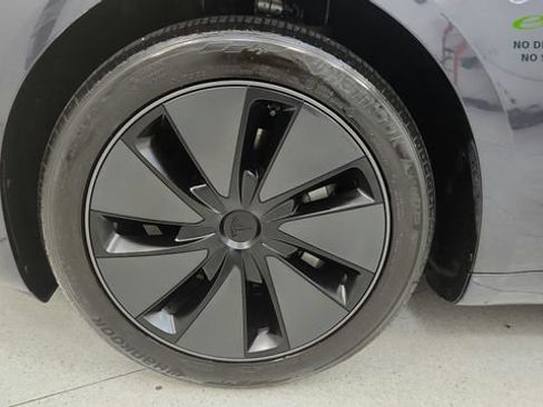 Used 2025 Tesla Model 3 Long Range RWD image 74