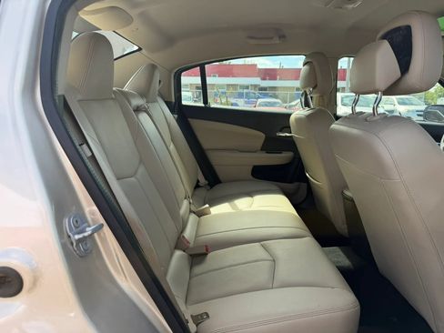 Used 2013 Chrysler 200 Limited FWD image 11