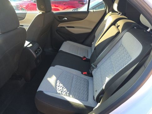 Used 2024 Chevrolet Equinox LT image 15