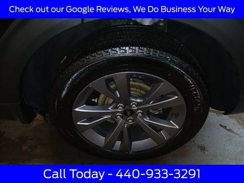 Used 2025 Ford Explorer Active w/ Active Comfort Package image 16