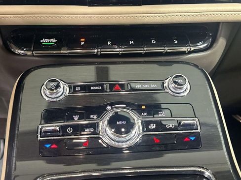 Certified 2023 Lincoln Nautilus AWD w/ Premium Package image 22