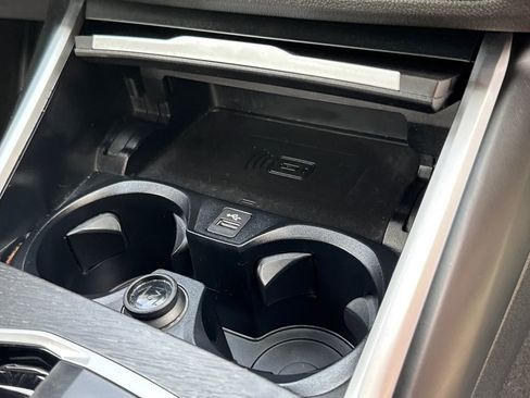 Used 2023 BMW 330i Sedan w/ Premium Package image 37